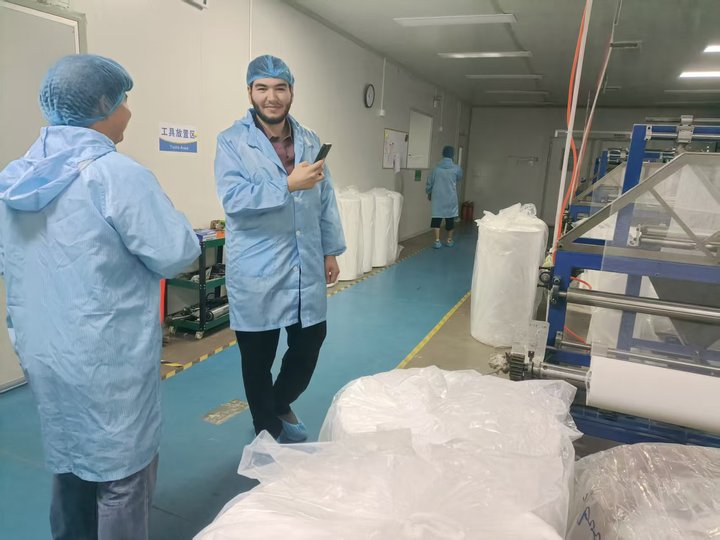 Спољнотрговинска облака Инспекција фабрике вести од стране клијената Блиског Истока